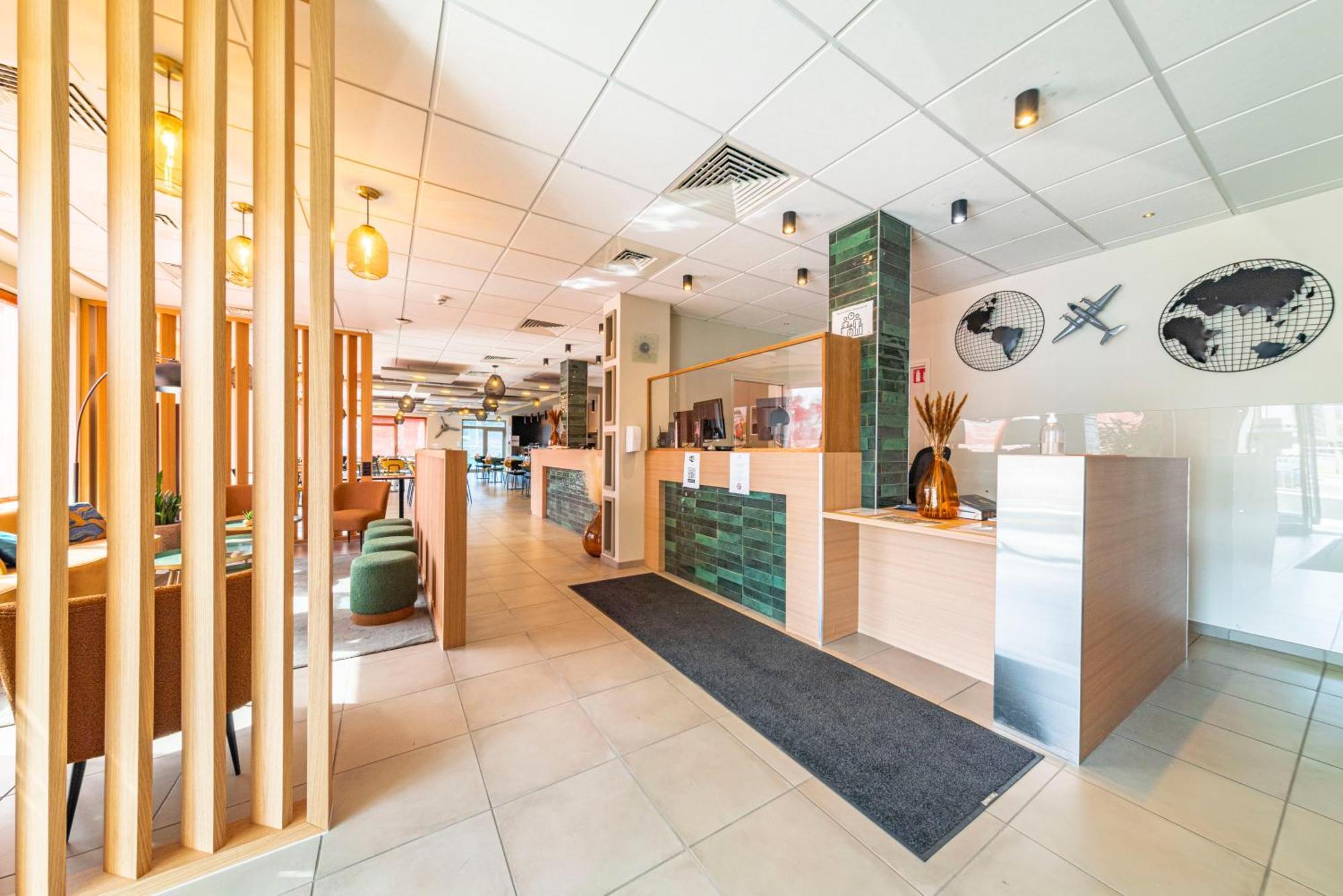 Mandarina Hotel Luxembourg Airport Niederanven Exterior photo